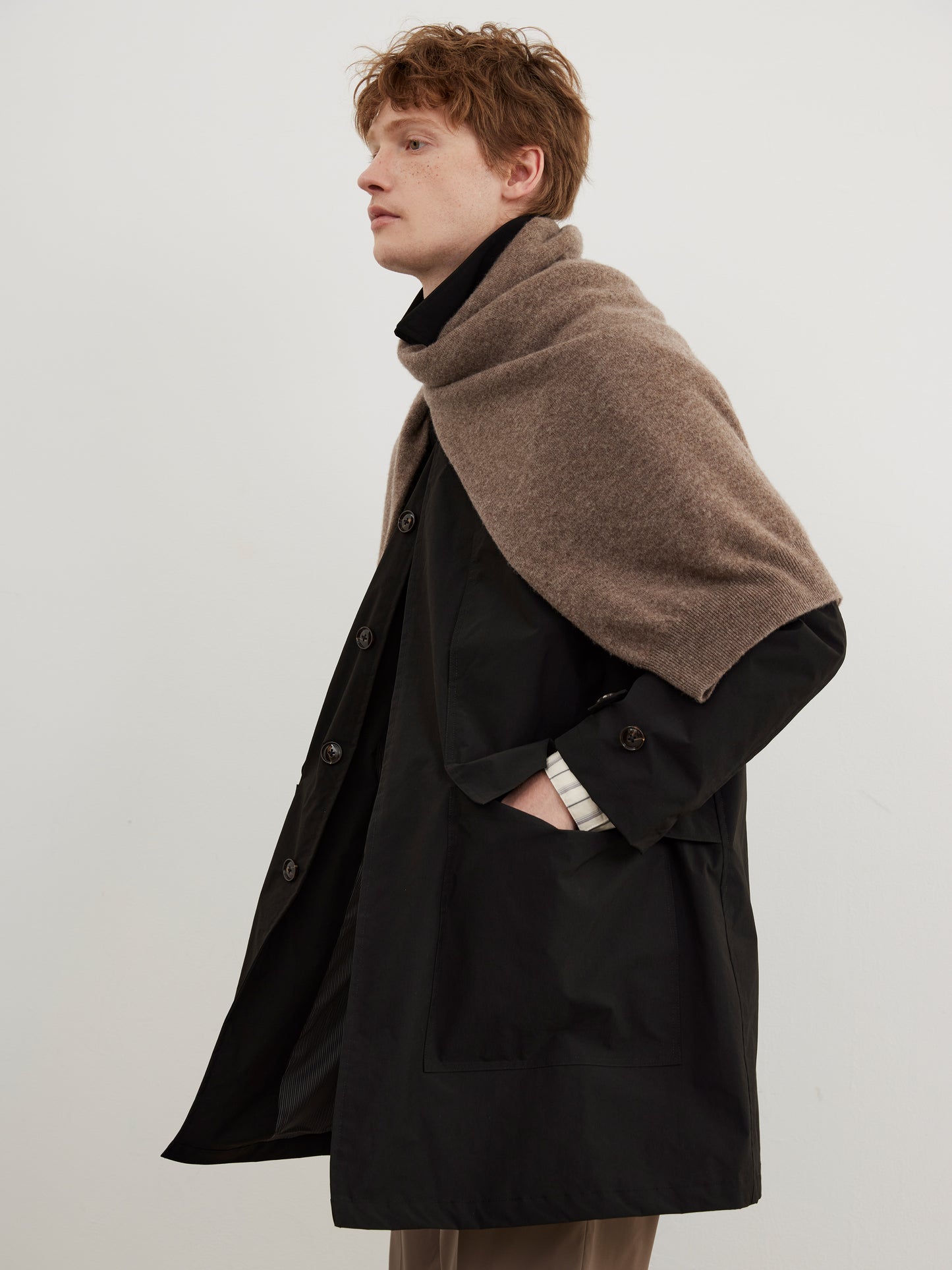 BLACK BALMACAAN COAT