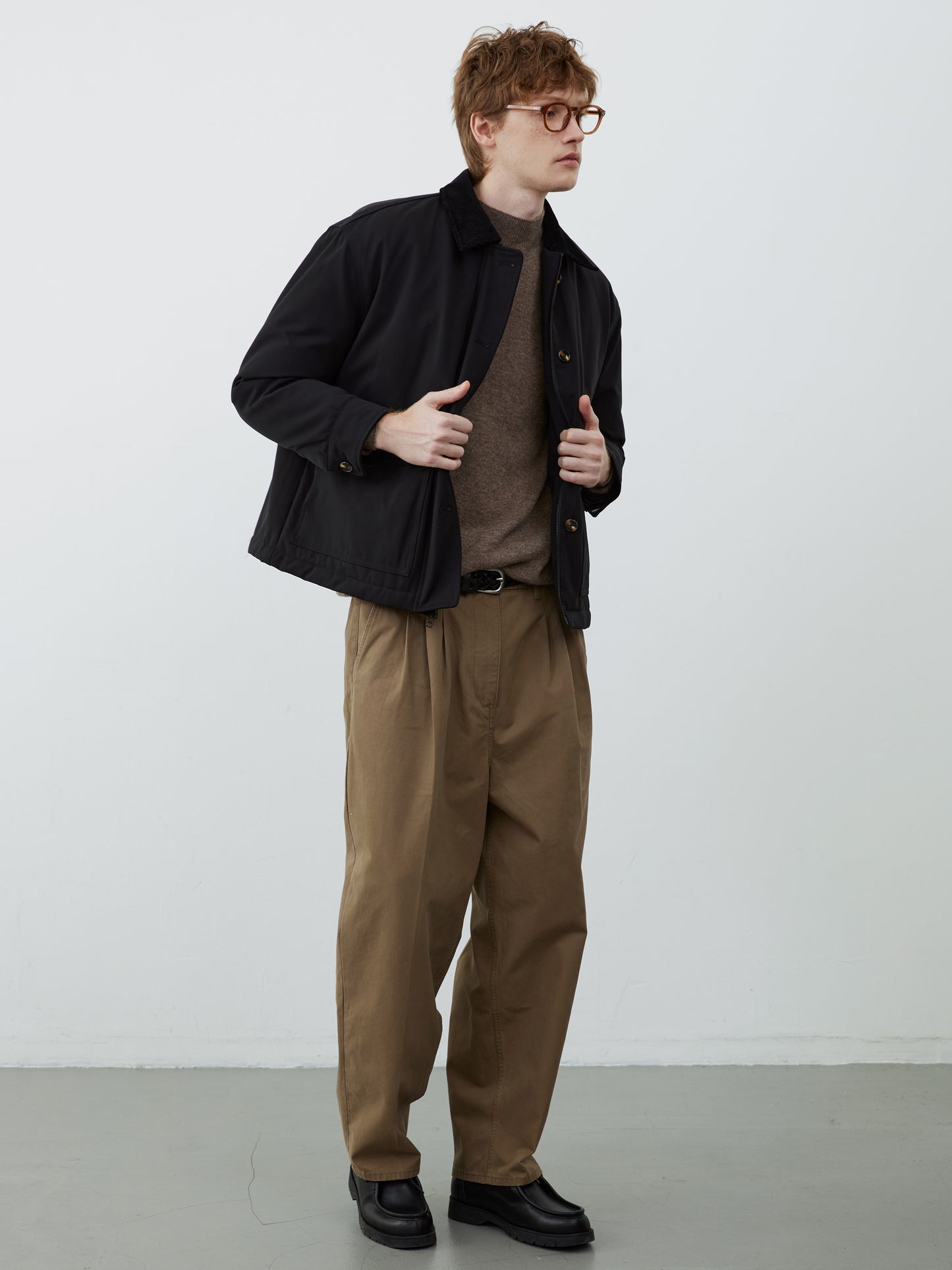 BEIGE THREE PLEAT TUCK PANTS